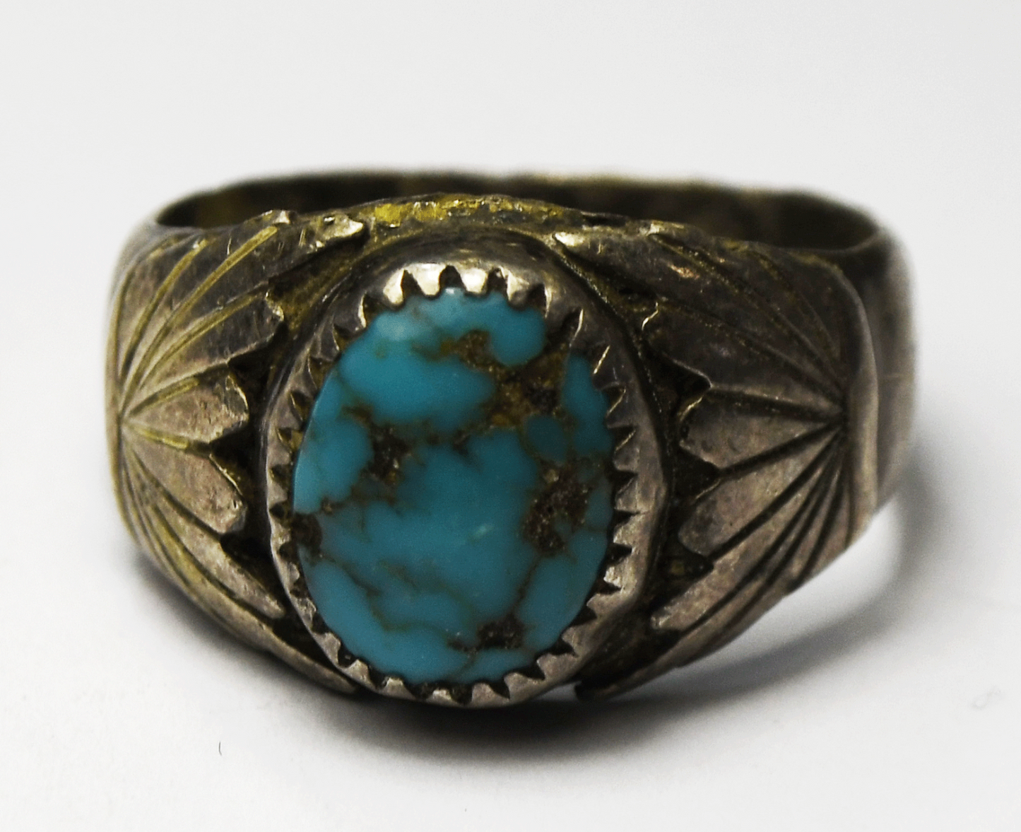 Sterling Silver Vintage Turquoise Oval Feather Edge Ring 14mm Size 10.75