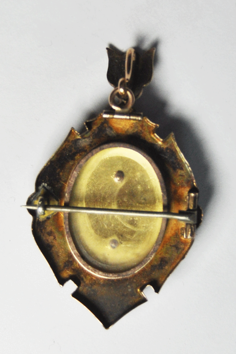 Antique Ornate Yellow Gold Pendant Victorian Style Brooch Pin Locket 52mm x 32mm