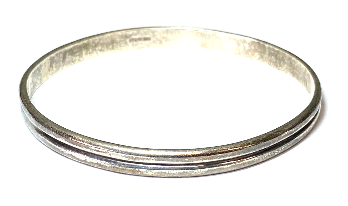 Sterling Silver Plain Striped Round Medium Bangle 6mm Bracelet 55g - Image 1