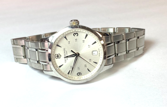 Women's Swiss Army Victorinox 241539 Stainless 30mm Quartz Date 7" Wrist - Image 1