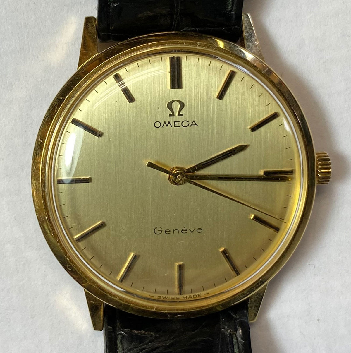 1969 Omega 33mm 18k Solid Gold Manual Wind 601 Wristwatch - Image 3