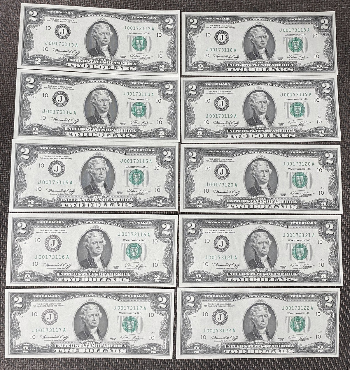 10pc 1976 $2 Federal Reserve Notes KC Sequential Uncirculated - Image 4