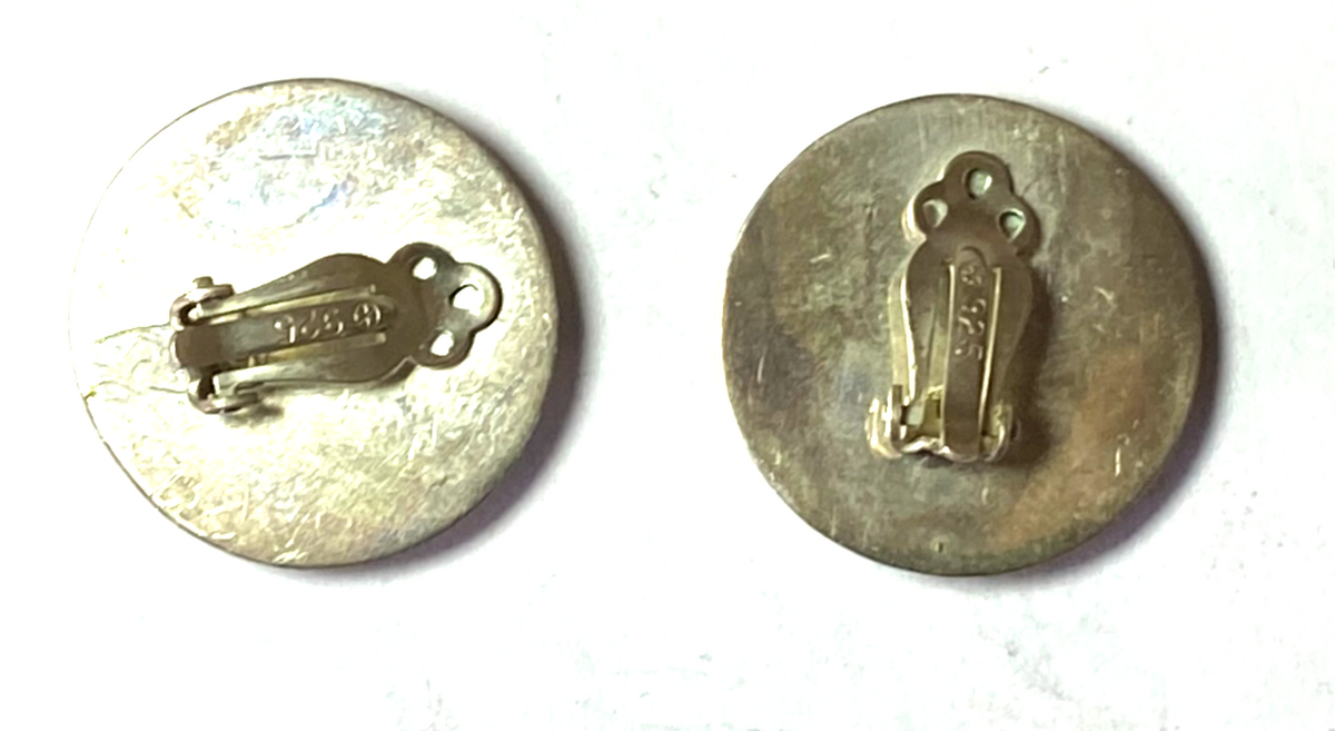 Sterling Silver Round Domed Kokopelli Cut Out Clip On Earrings 25mm - Image 3
