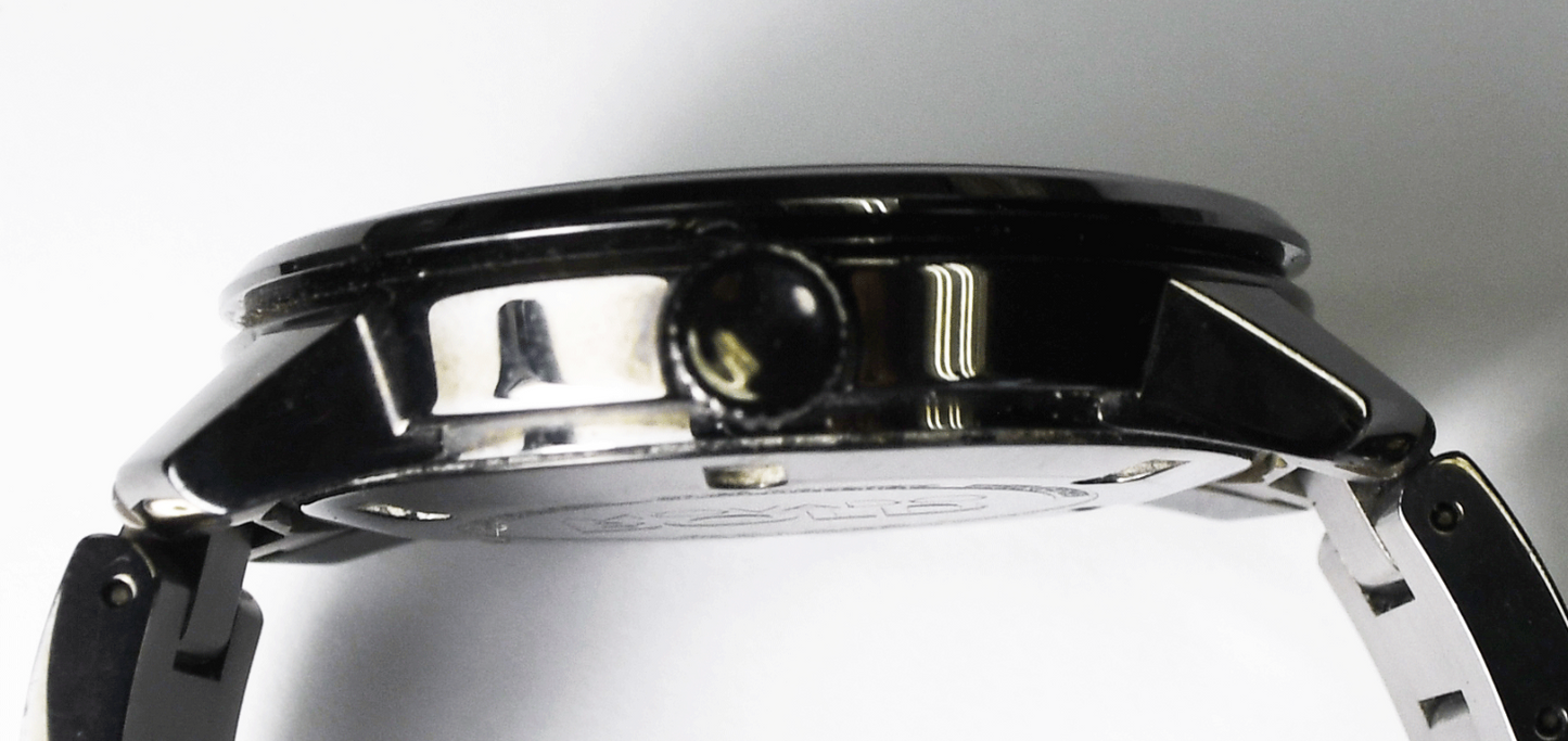 Movado Bold Quartz 01.1.34.6137 Wristwatch 42mm Gunmetal Stainless 6-3/4" Wrist