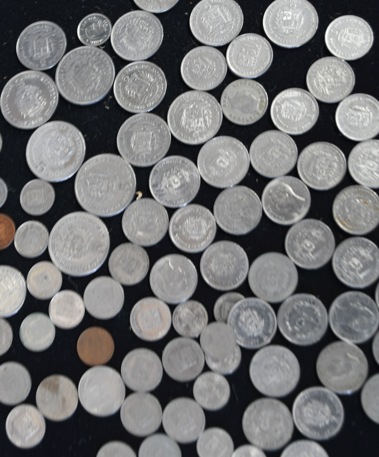 82pc Venezuela Bolivar 5 50 100 Bolivares 5 10 25 Centimos 1948-2001