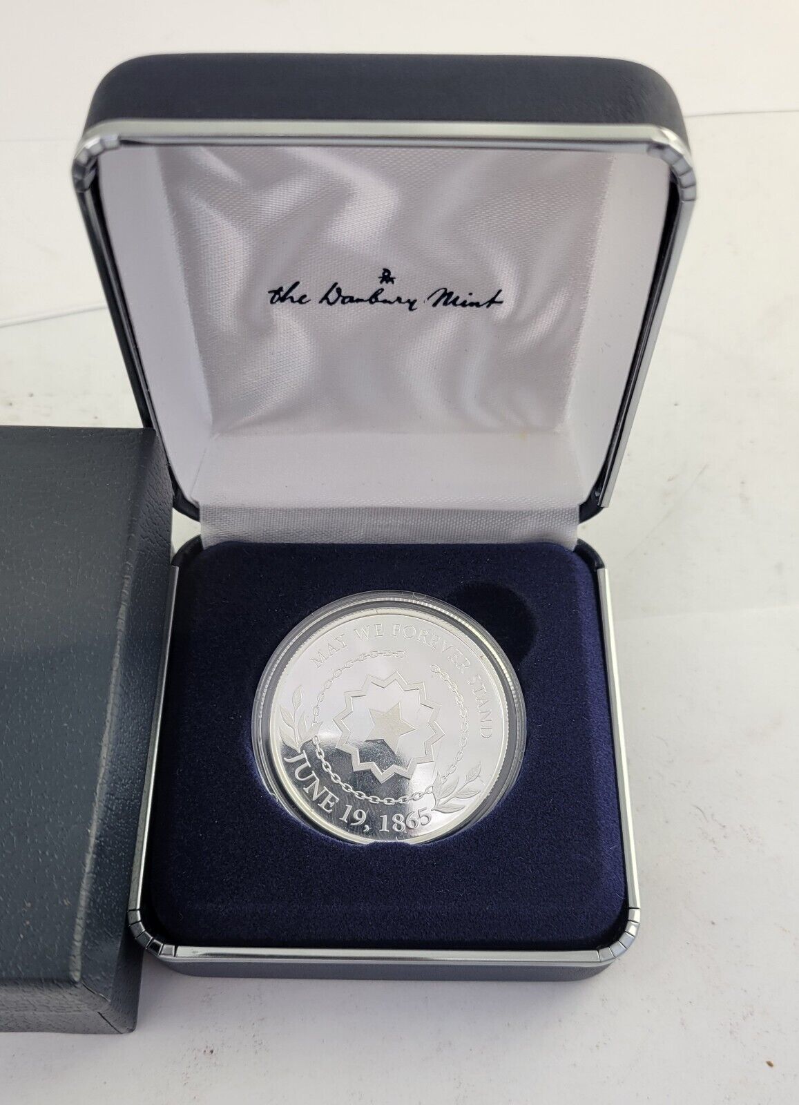 Juneteeth 1865 Danbury Mint 1 oz Silver Bullion Coin .999 Fine Boxed