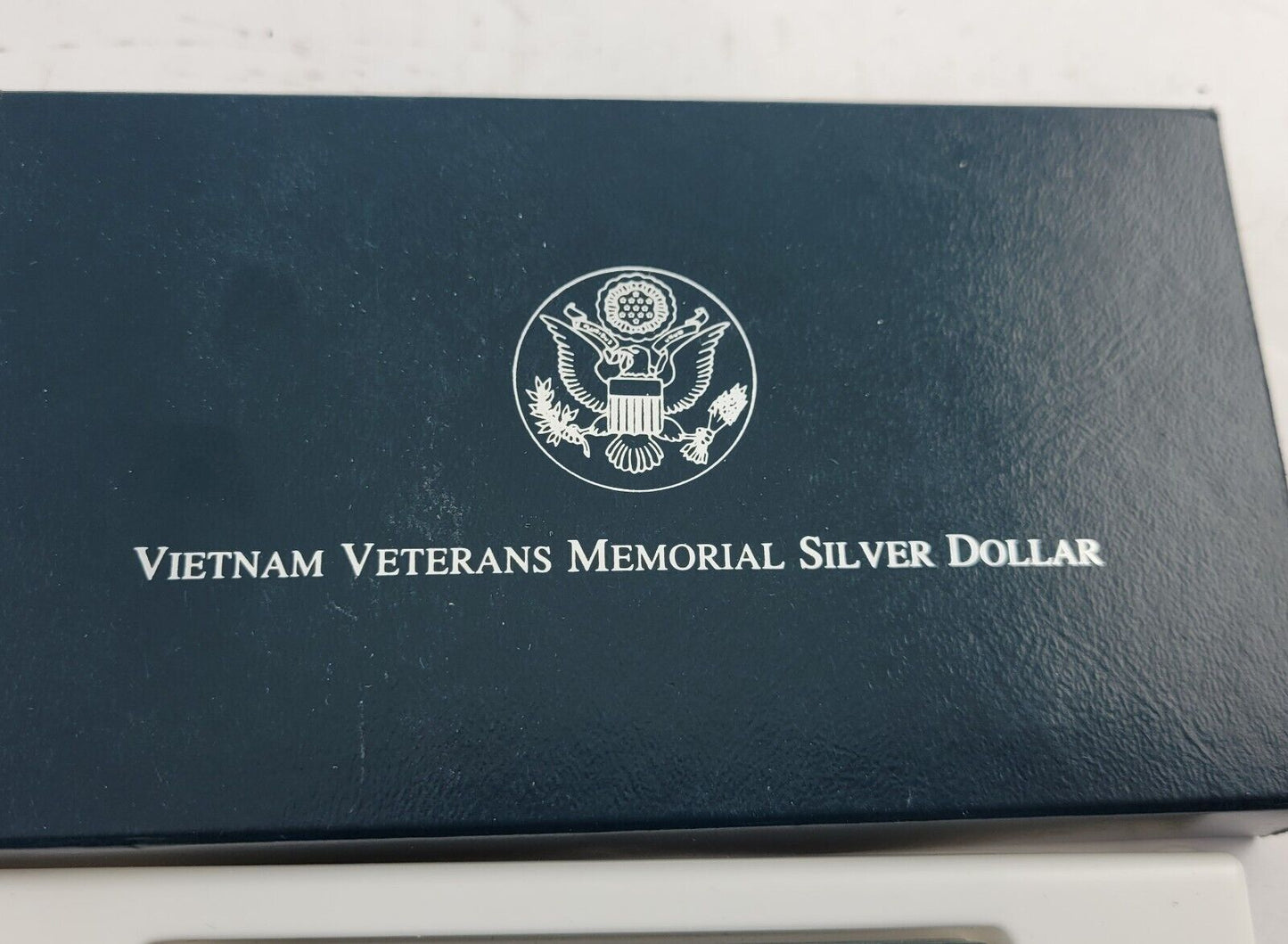 1994 W Vietnam Veterans Memorial BU Commemorative Silver Dollar US Coin Boxed