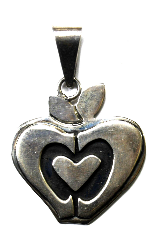 Sterling Silver Mexico Apple Heart Favorite Teacher Pendant 45mm x 30mm