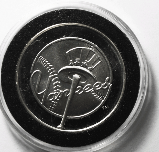 New York Yankees MLB  .999 1 ozt. Silver Round 37mm