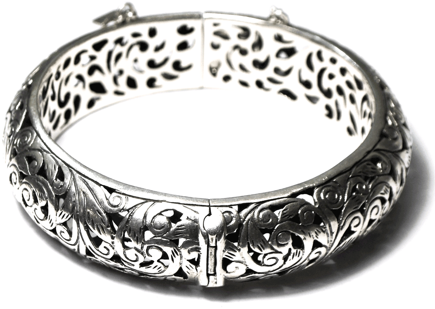 Sterling Silpada Forever Stunning Filigree Large Bangle Hinged Bracelet B1829