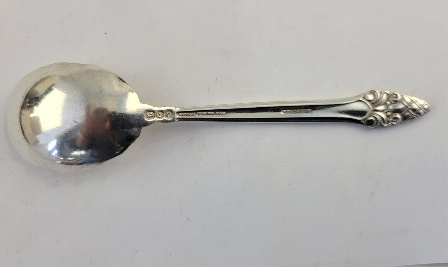 Sovereign-Old by Gorham Sterling Silver 6  1/4" Sugar Shell Spoon 1.1oz.