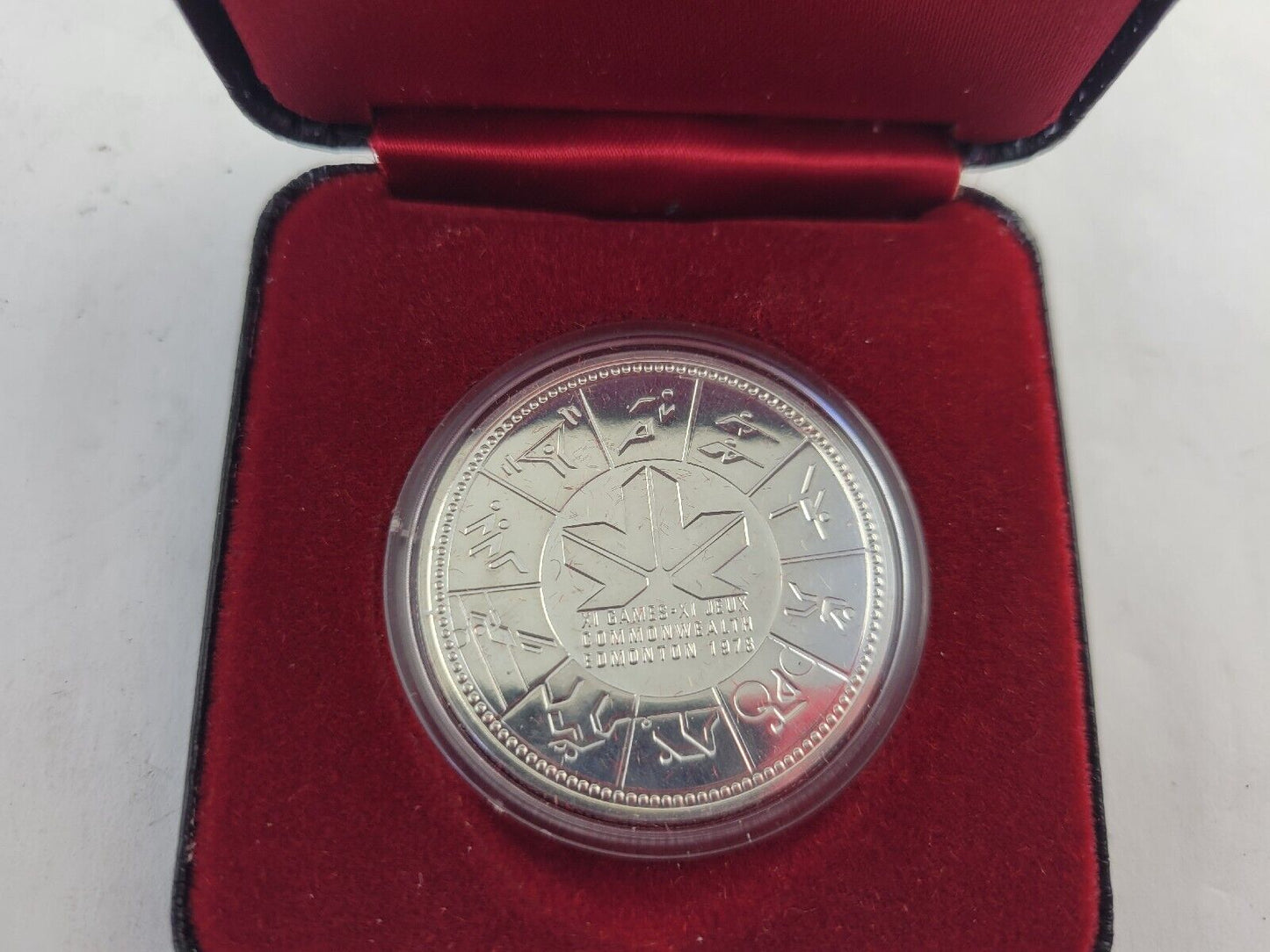 1978 Canada XI Commonwealth Games Edmonton Commemorative Dollar .500 Silver Box