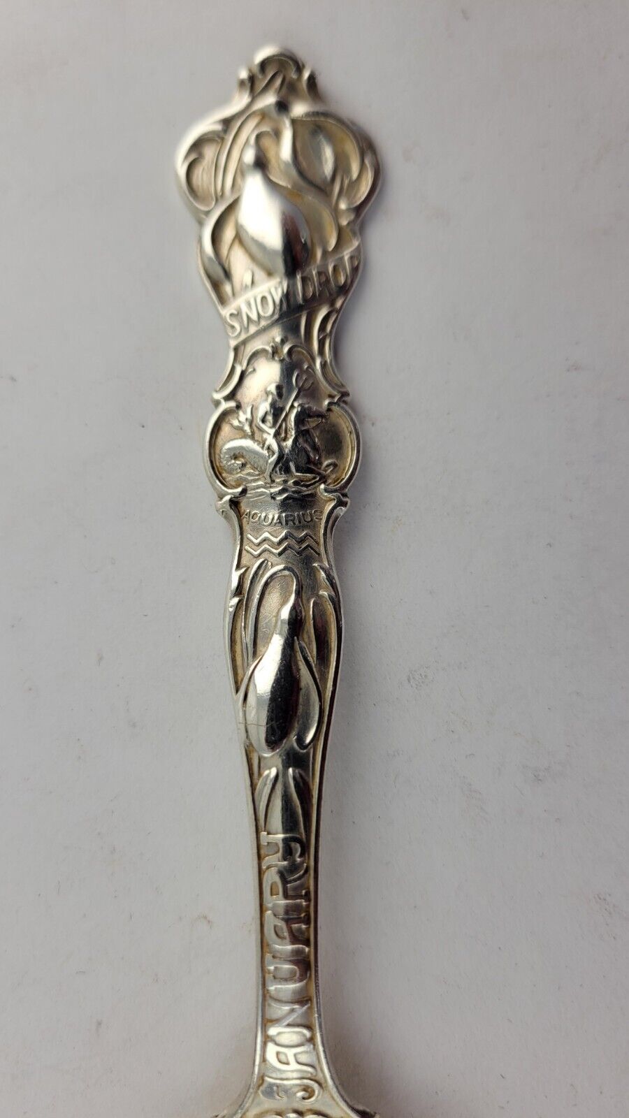 January Aquarius Snow Drop Sterling  Silver 5 7/8" Souvenir Spoon .84oz. Wallace