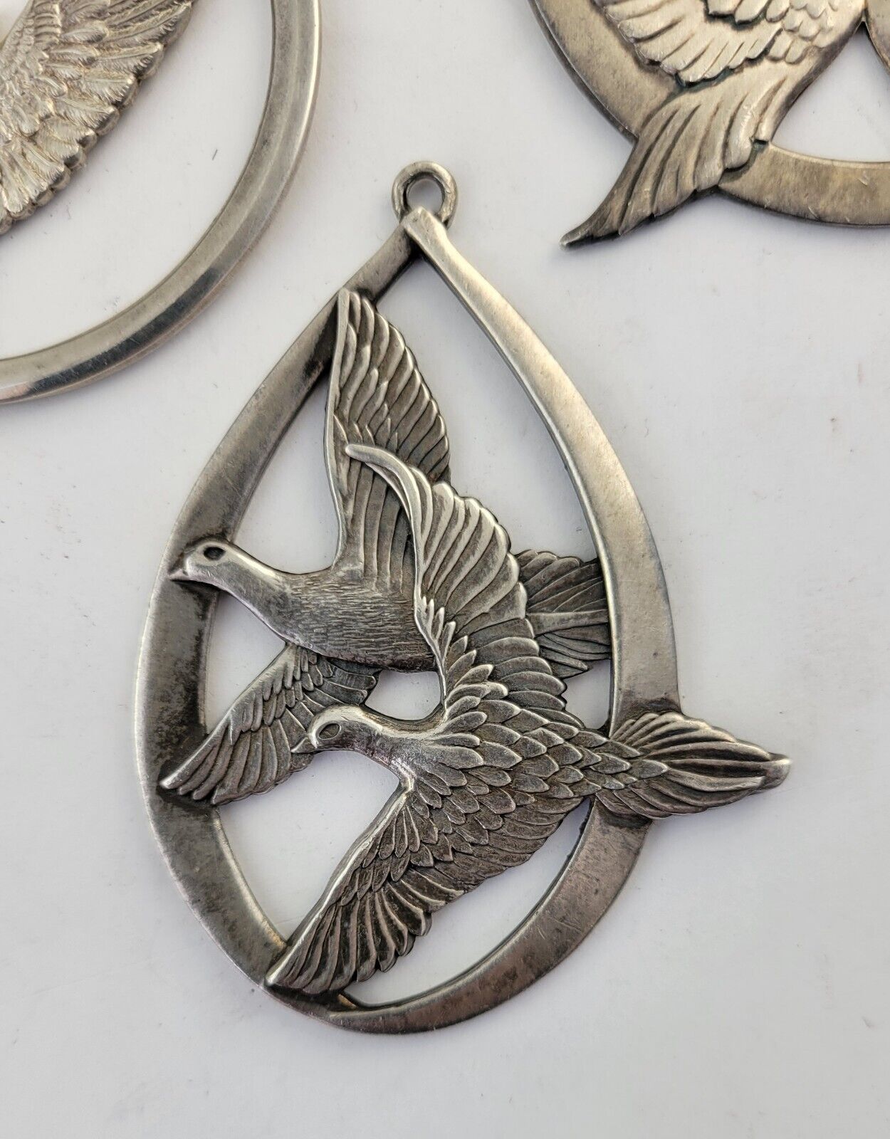 Vintage 1970s Wallace Sterling Silver Peace On Earth Ornaments 3.6oz. Doves 4pc.