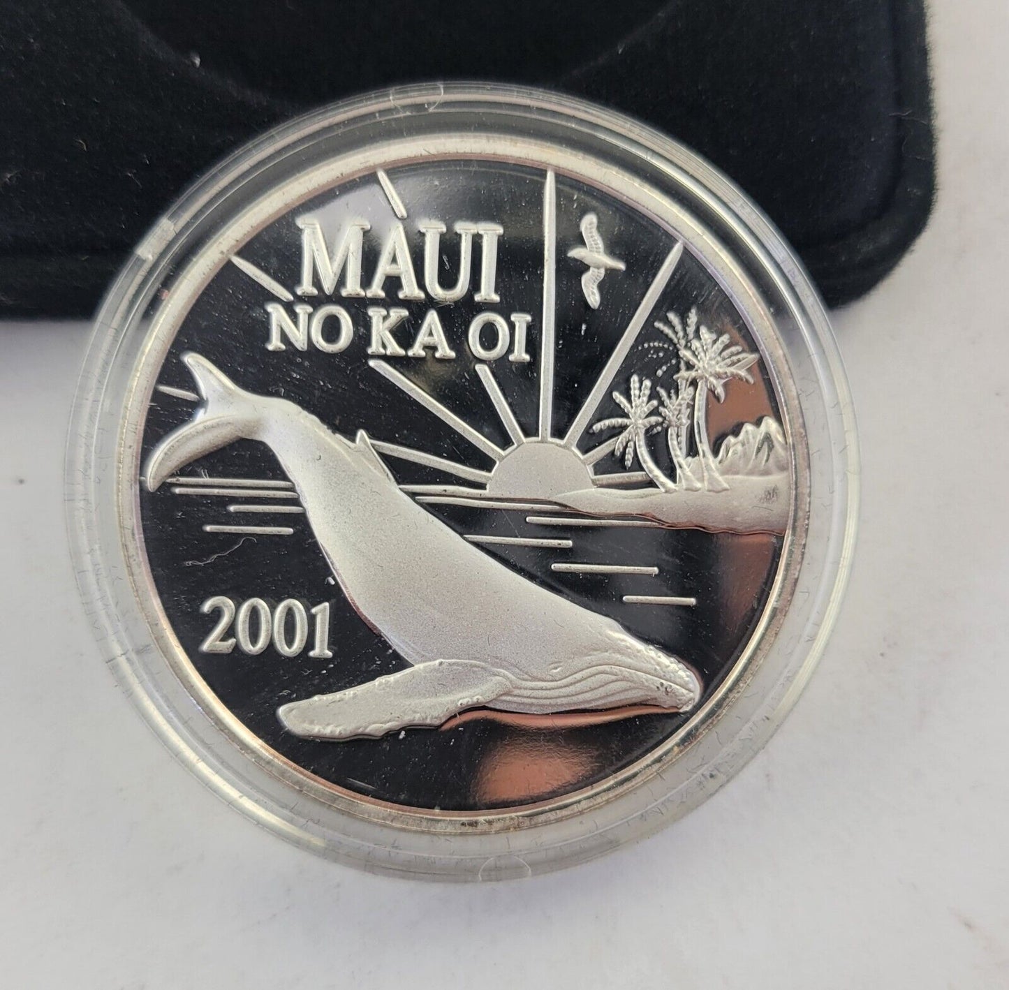 2001 Maui Trade Dollar Proof 1oz .999 fine Silver The Valley Isle NO KA OI Boxed