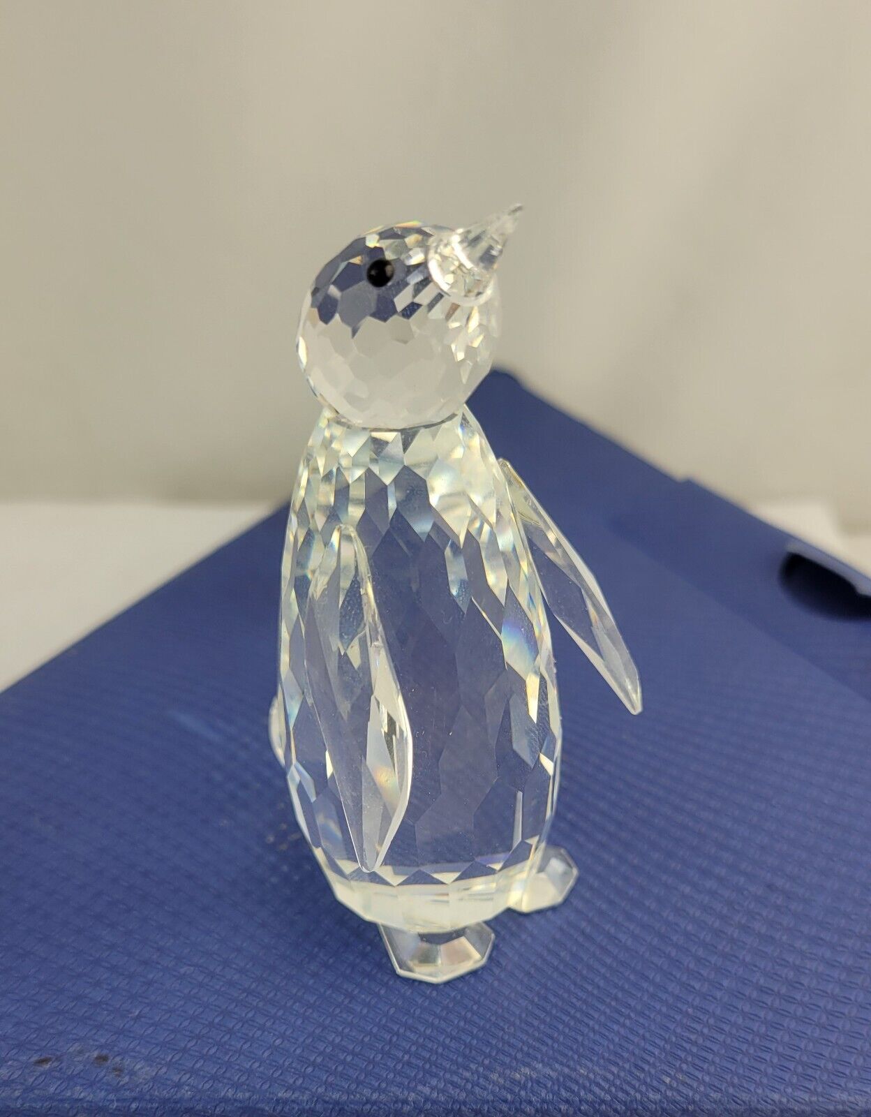 Swarovski Crystal Large Penguin Figurine 7643 NR 85 Austria No Box 3  1/4"