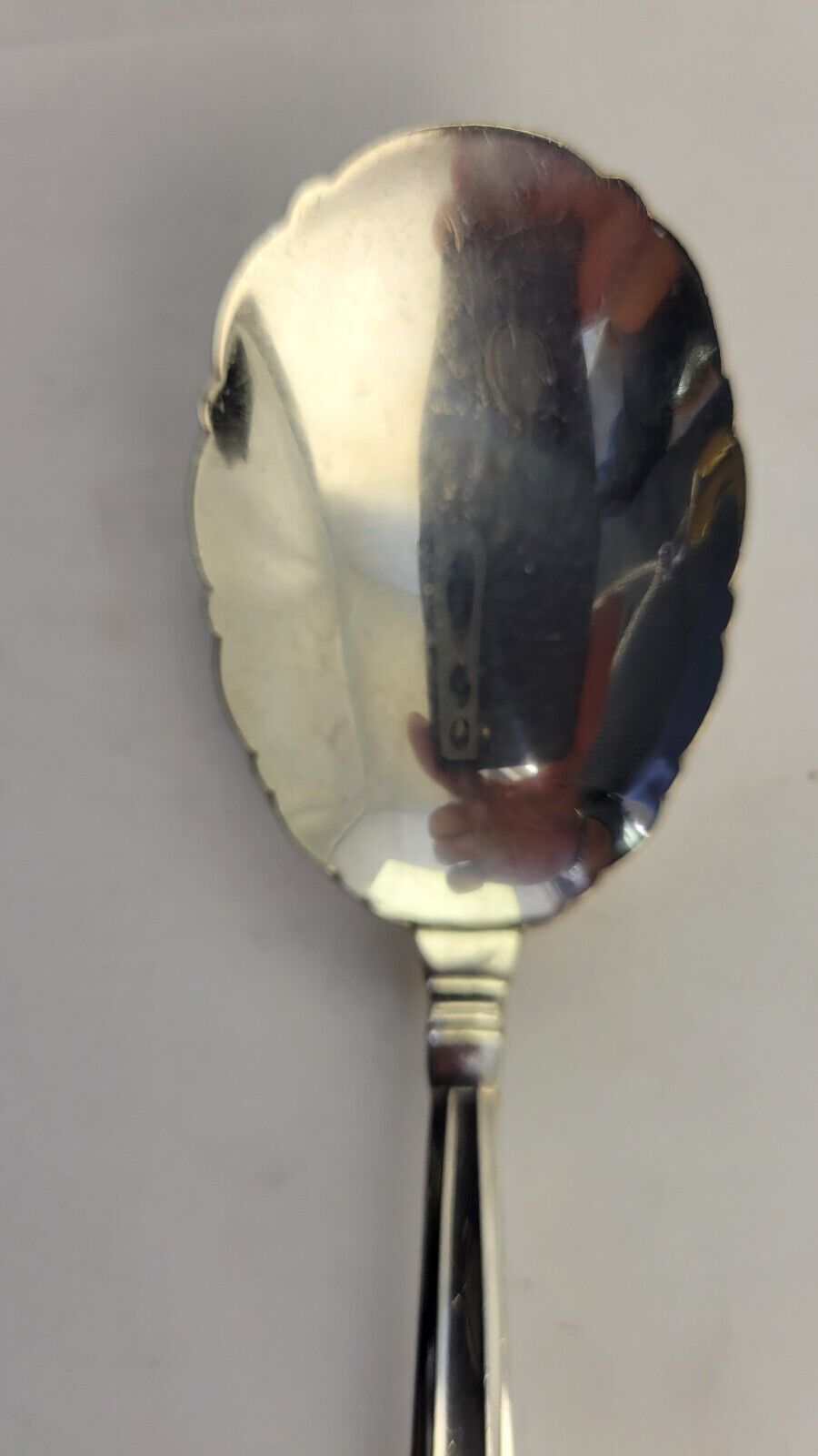 Sovereign-Old by Gorham Sterling Silver 6  1/4" Sugar Shell Spoon 1.1oz.