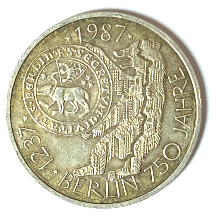 47716872