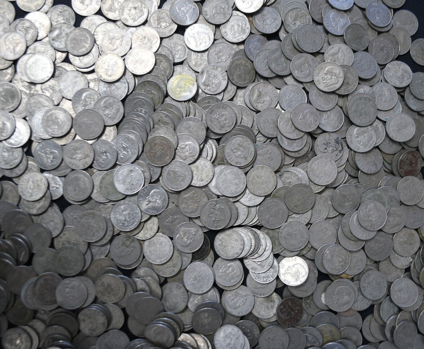 300pc Mexico 1970-1983 One Peso Coins Lot KM#460