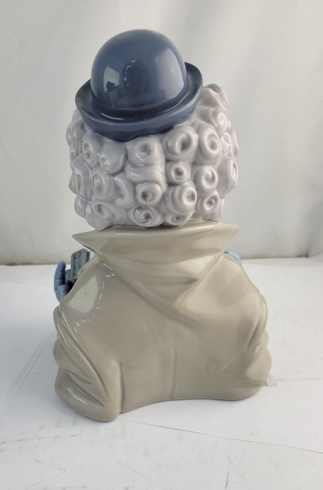 Lladro "Fine Melody" #5585 Clown Porcelain Figurine Spain 7" Playing Accordian