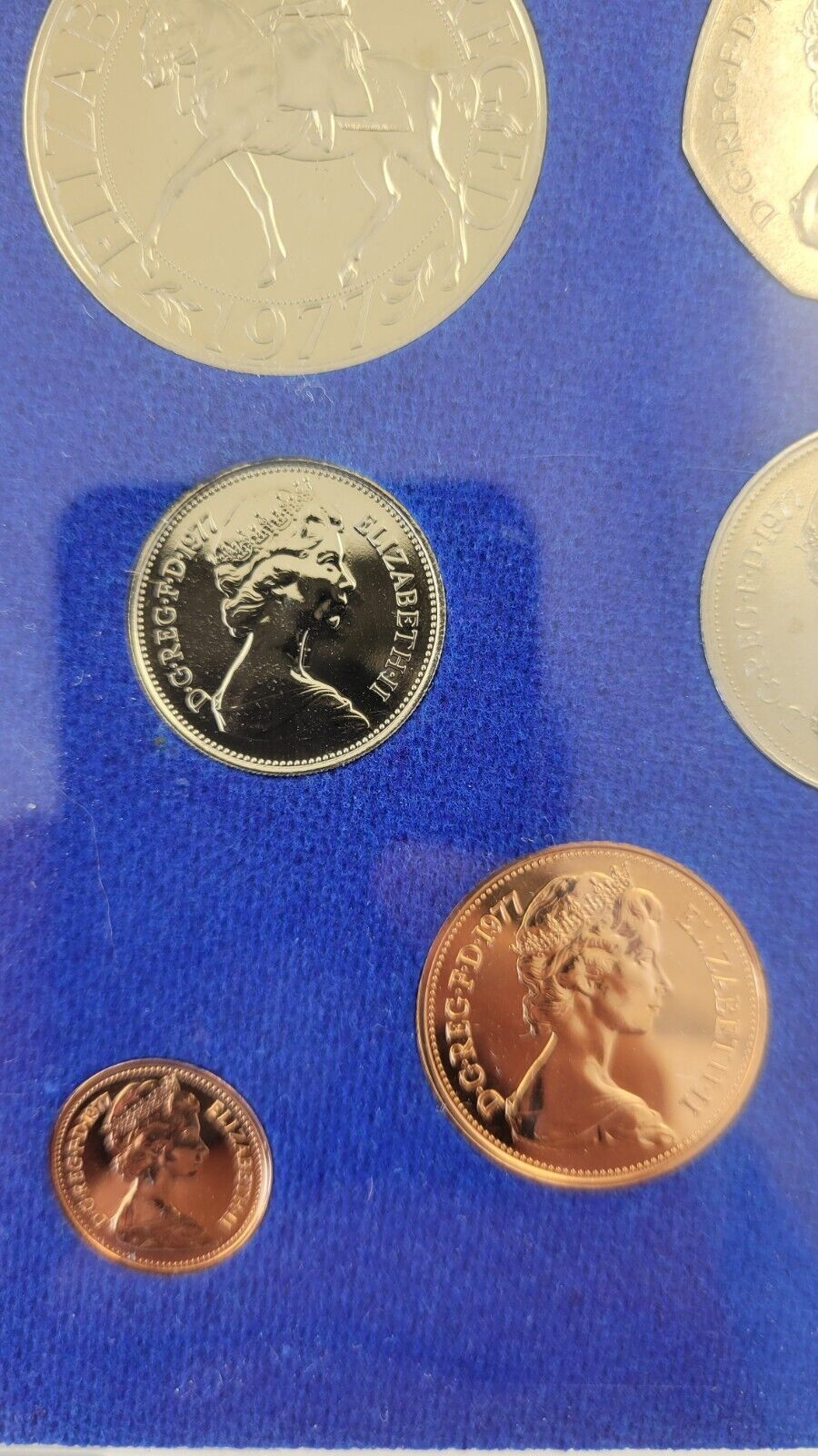 1977 Coinage Of Great Britain And Northern Ireland Set 7pc. Royal Mint