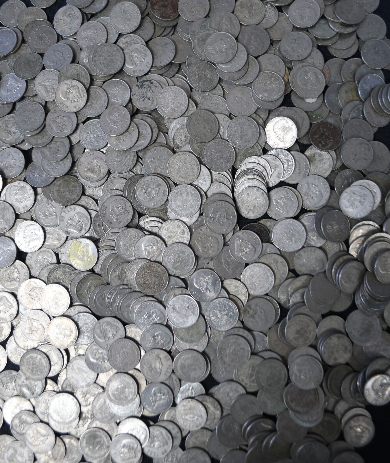 300pc Mexico 1970-1983 One Peso Coins Lot KM#460