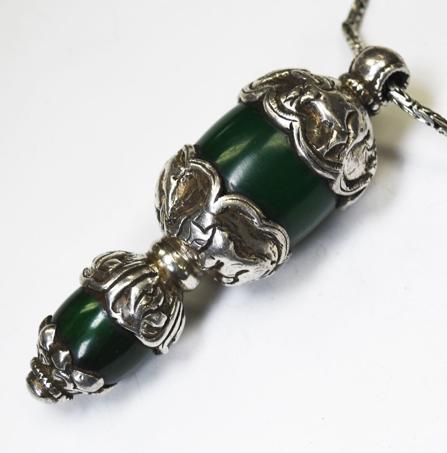 Sterling Green Porcelain Heavy Animal 3.5" x 28mm Pendant 2.5mm 18" Byzantine