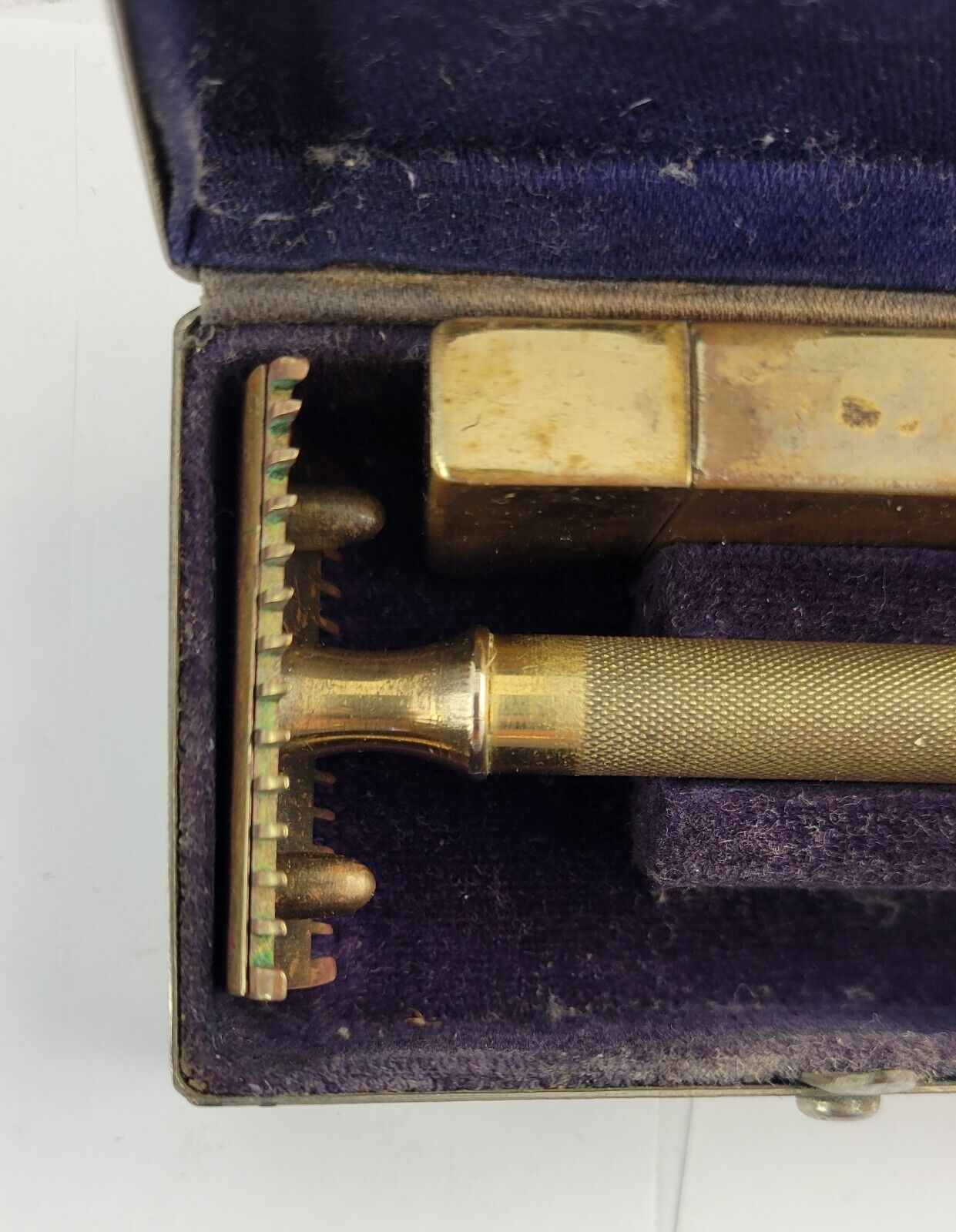 Vintage 1940's 1950’s Gillette Traveling Razor & Blade Case