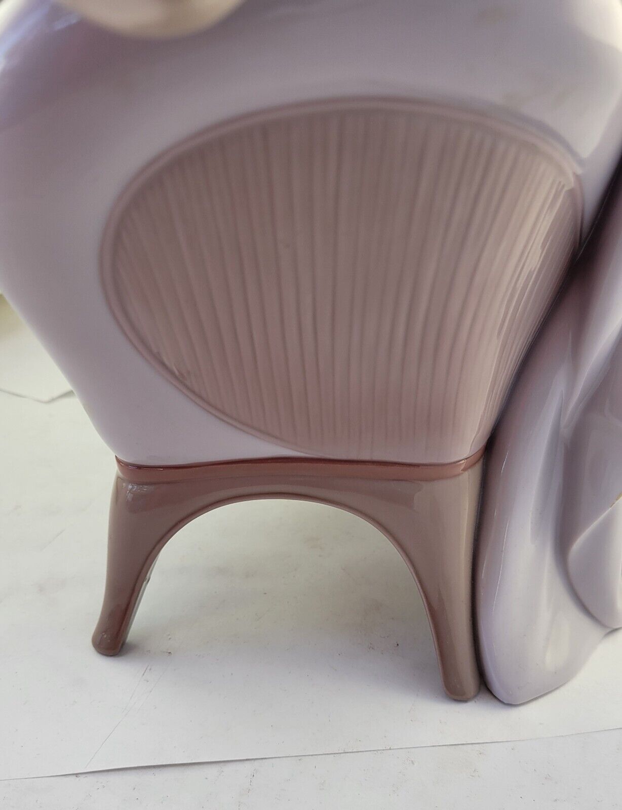 Lladro Garden Of Dreams #7634 Girl Figurine Limited Edition Spain w/Wooden Base