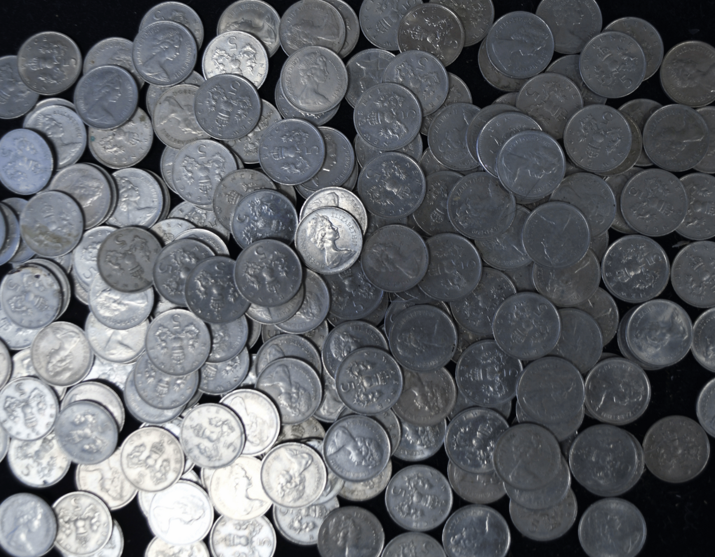 200pc Great Britain New Five 5 Pence Copper Nickel Coins 1968-1980