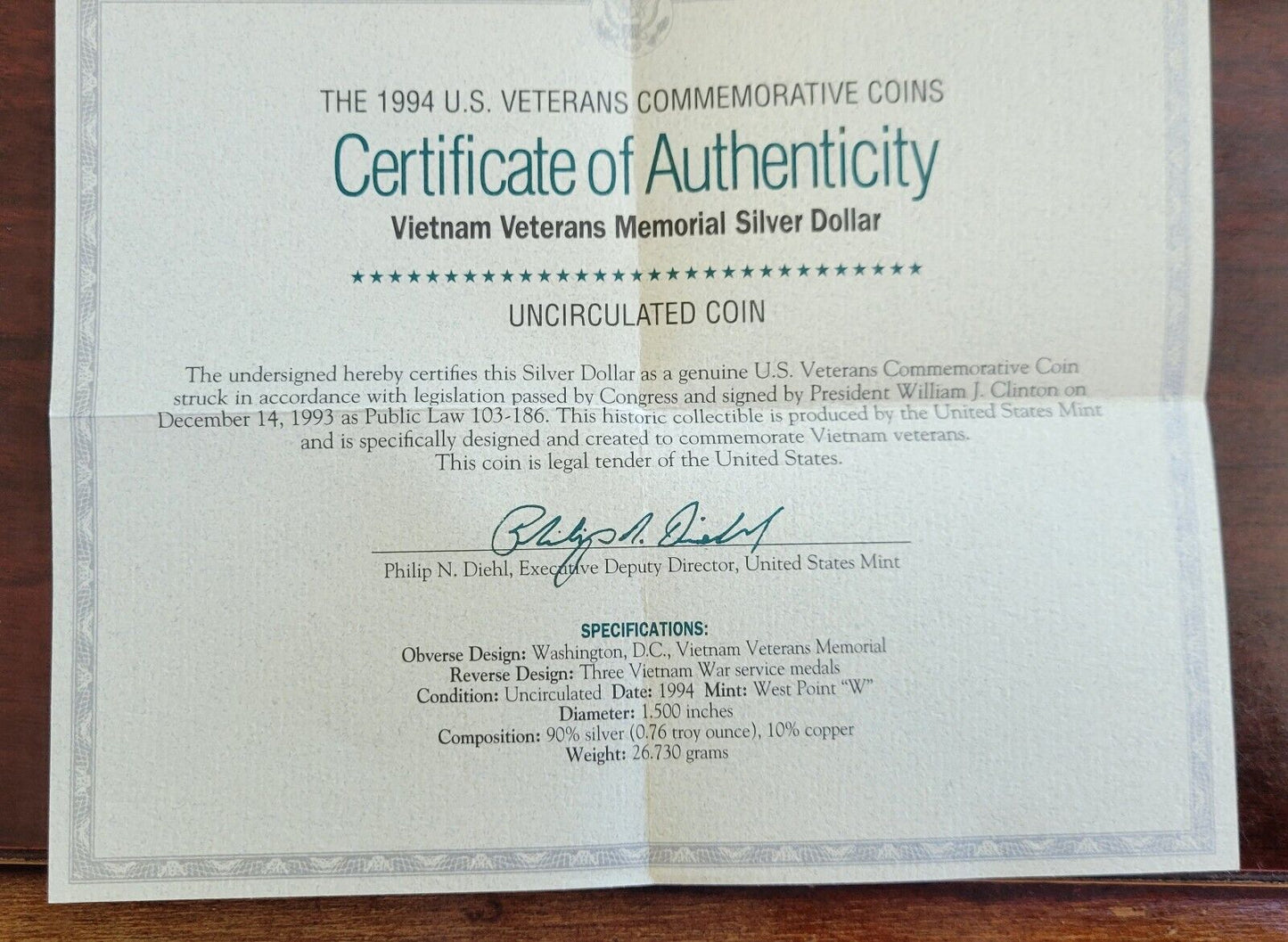 1994 W Vietnam Veterans Memorial Commemorative Silver Dollar Boxed Complete