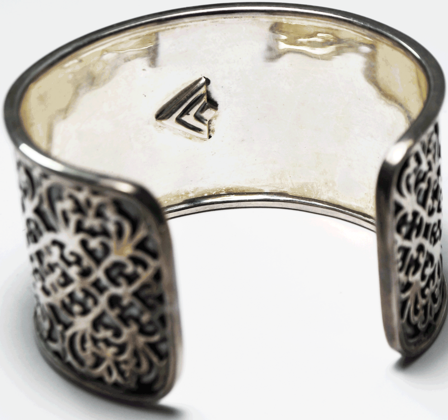 Sterling Silpada Wide Intricate Cuff Bracelet B1697 Filigree 41mm 7" Wrist