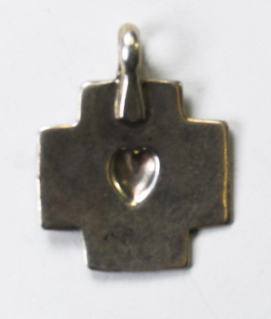 Sterling Silver Heart Arrows D-pad Cross Pendant 24mm x 19mm