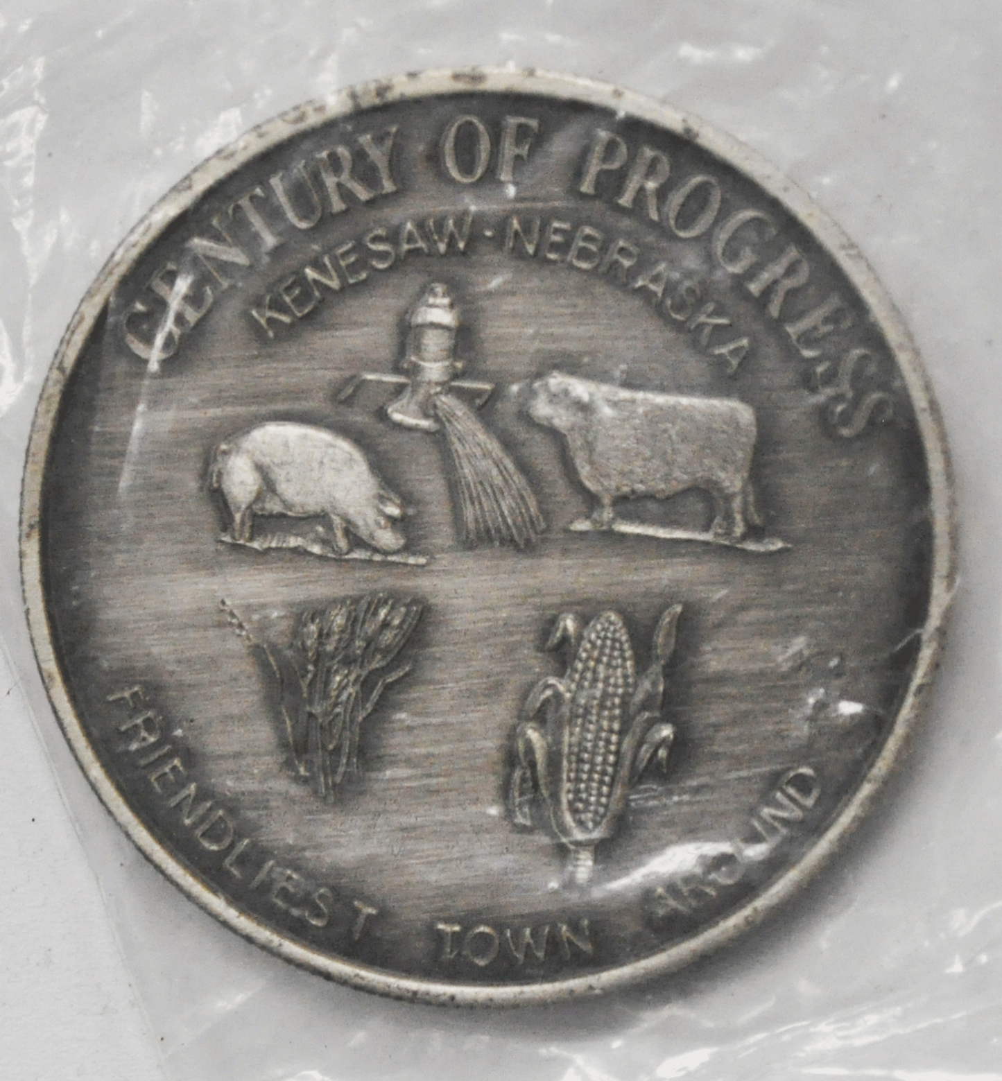 1972 Kenesaw Nebraska Centennial 39mm Medal in Plastic The Lone Grave