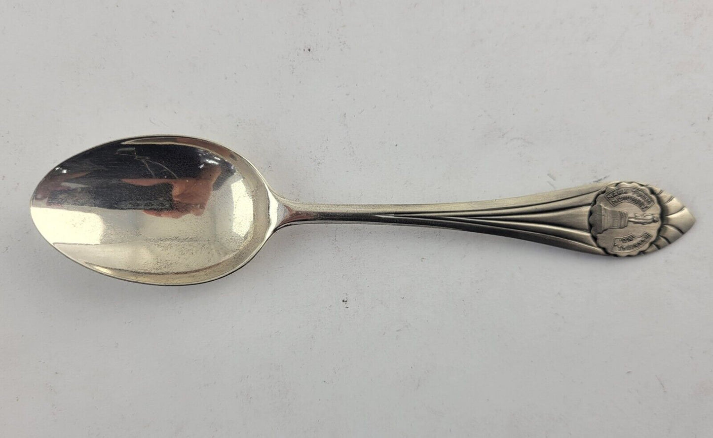 Mark Twain Boyhood Home Hannibal MO 5 1/2" Sterling Souvenir Spoon .49oz.