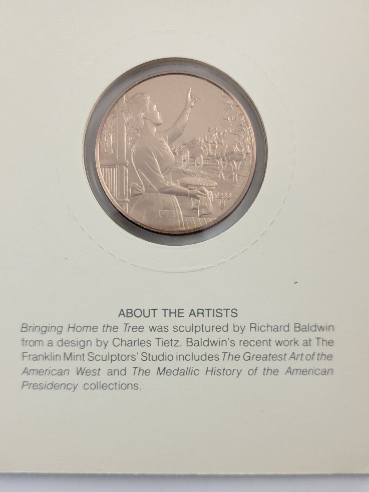 Franklin Mint Bronze Bringing Home The Tree 1980 Christmas Coin w/Holder Card