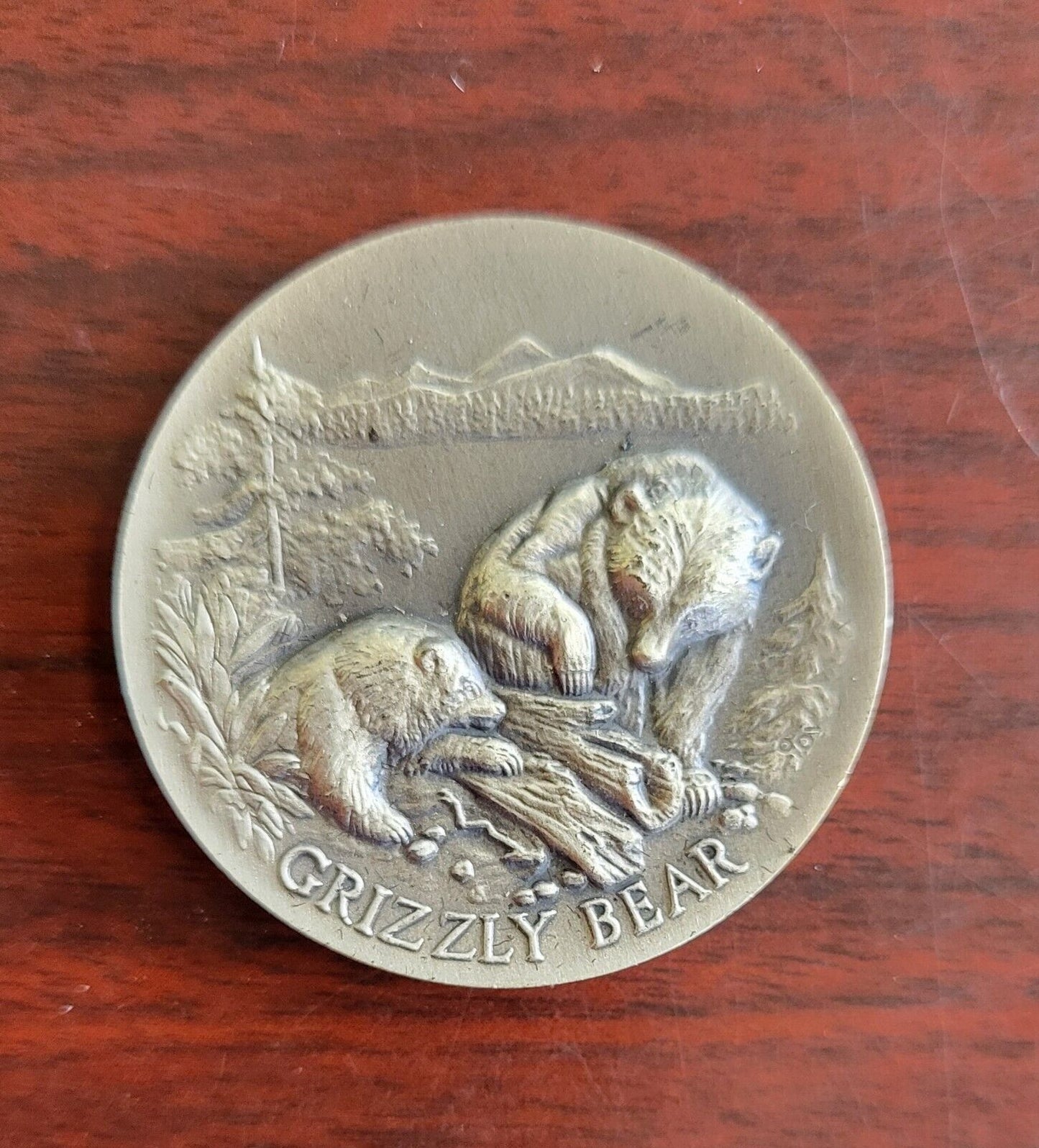 Longines Symphonette Sterling Grizzly Bear Wildlife Series Medal 1.1oz Coin