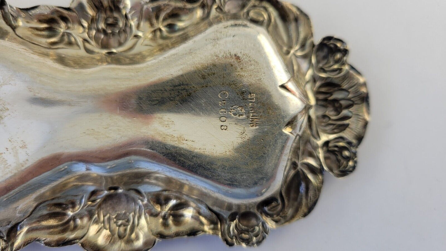 International Sterling Silver 5 1/4"  Repousse Floral Cigarette Ashtray 1.1oz.