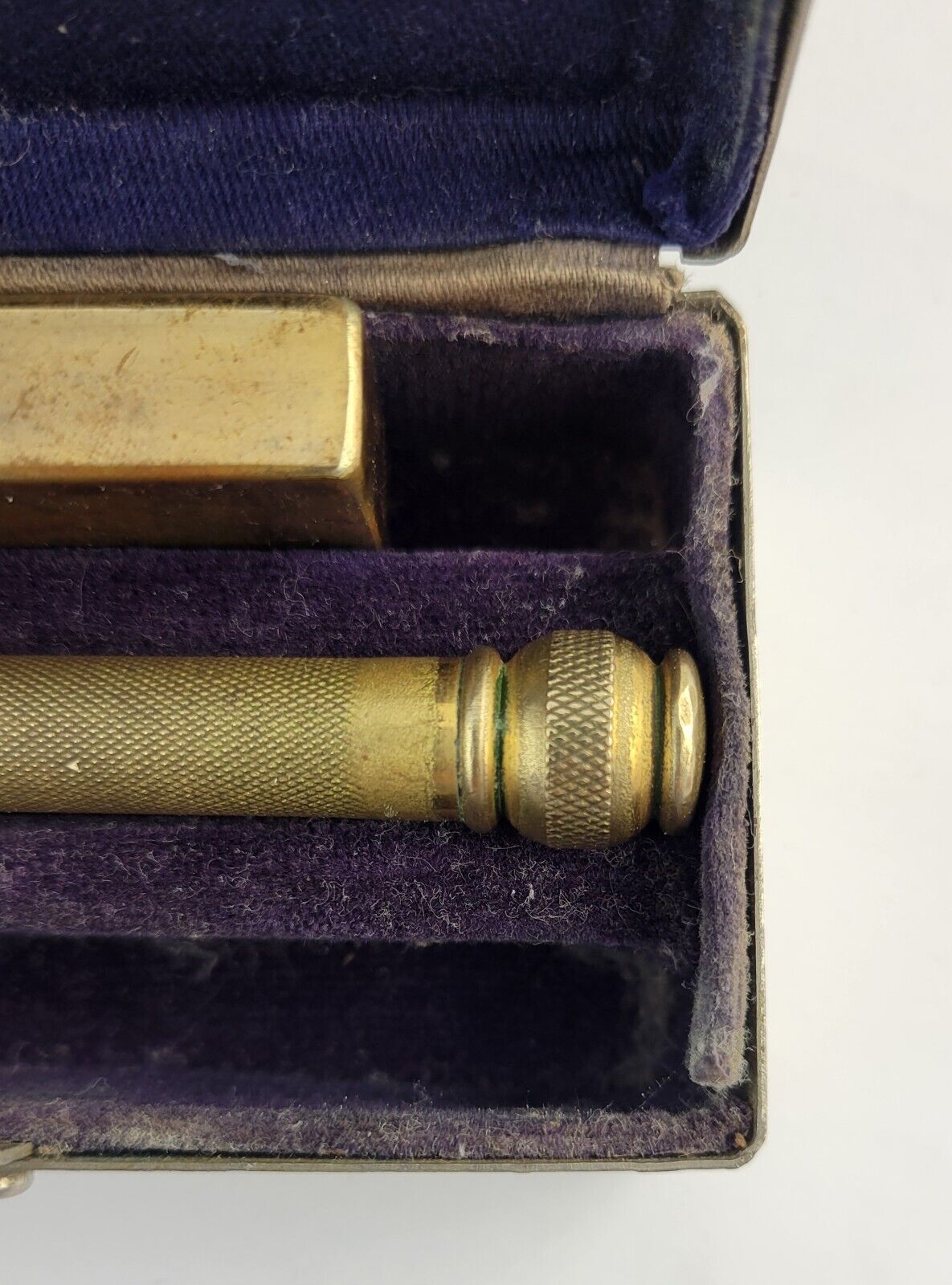 Vintage 1940's 1950’s Gillette Traveling Razor & Blade Case