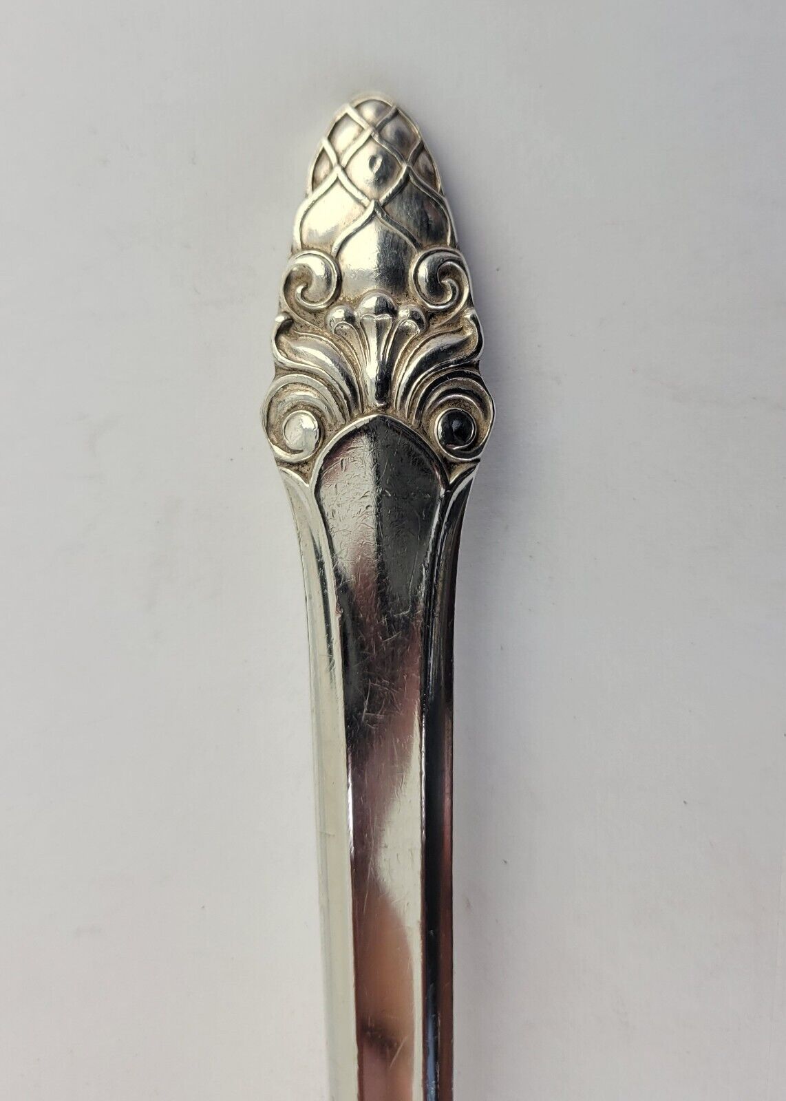 Sovereign-Old by Gorham Sterling Silver 6  1/4" Sugar Shell Spoon 1.1oz.