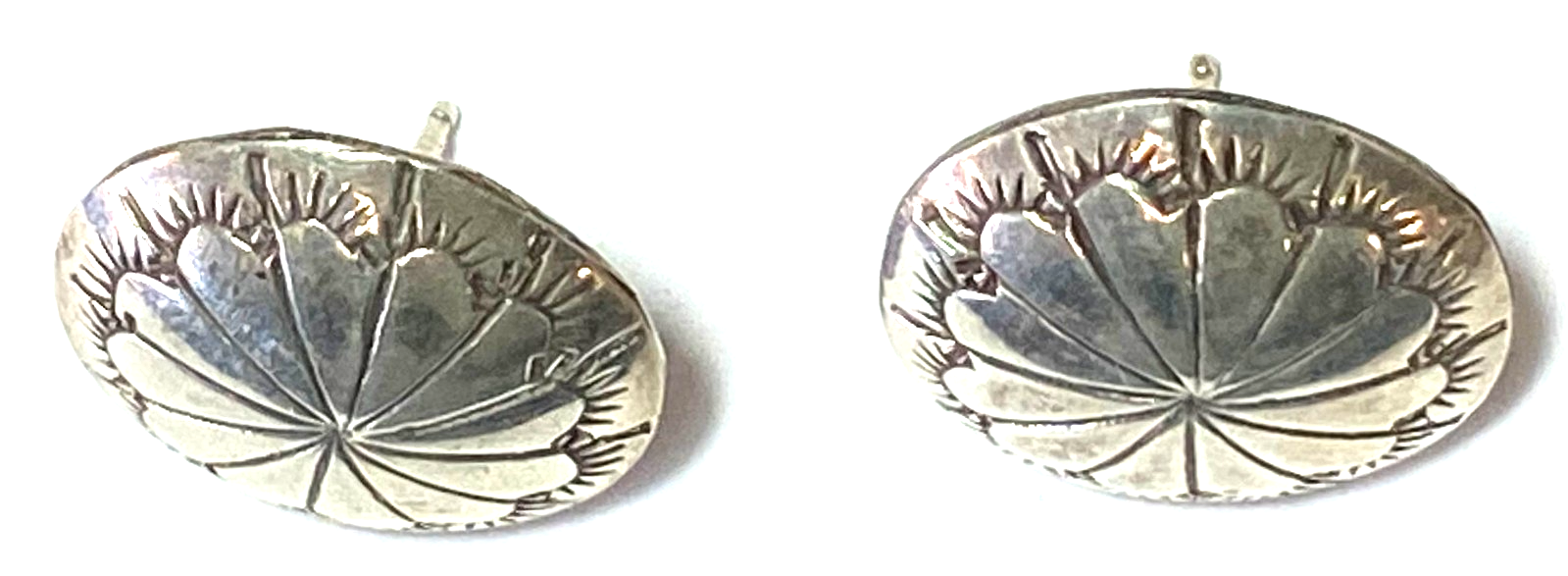 46190304