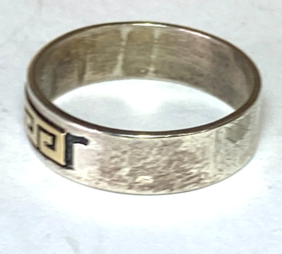 47753039