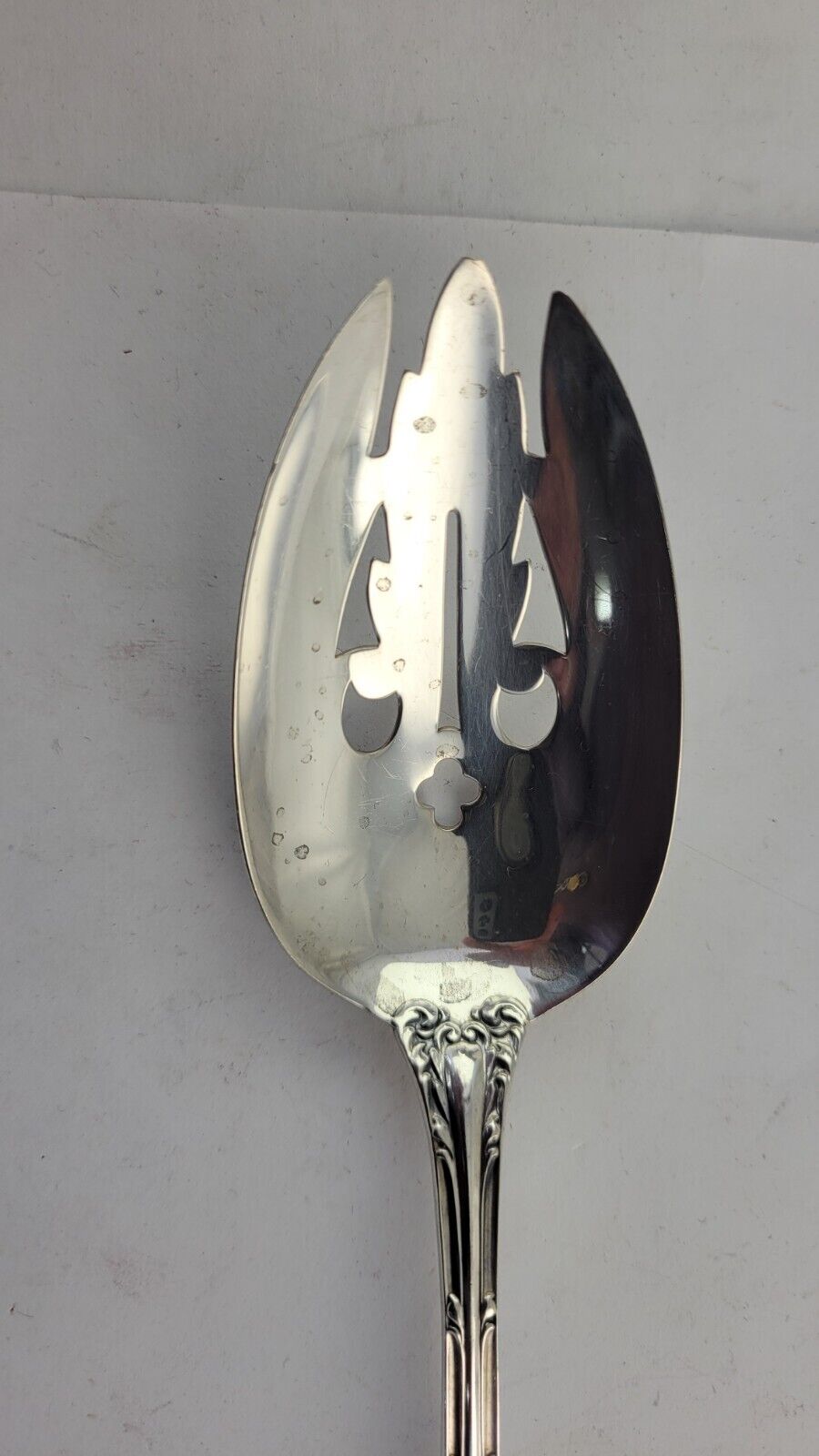Lucerne by Wallace Sterling Silver 8 1/4" Slotted Solid Serving Spoon 1.9oz.