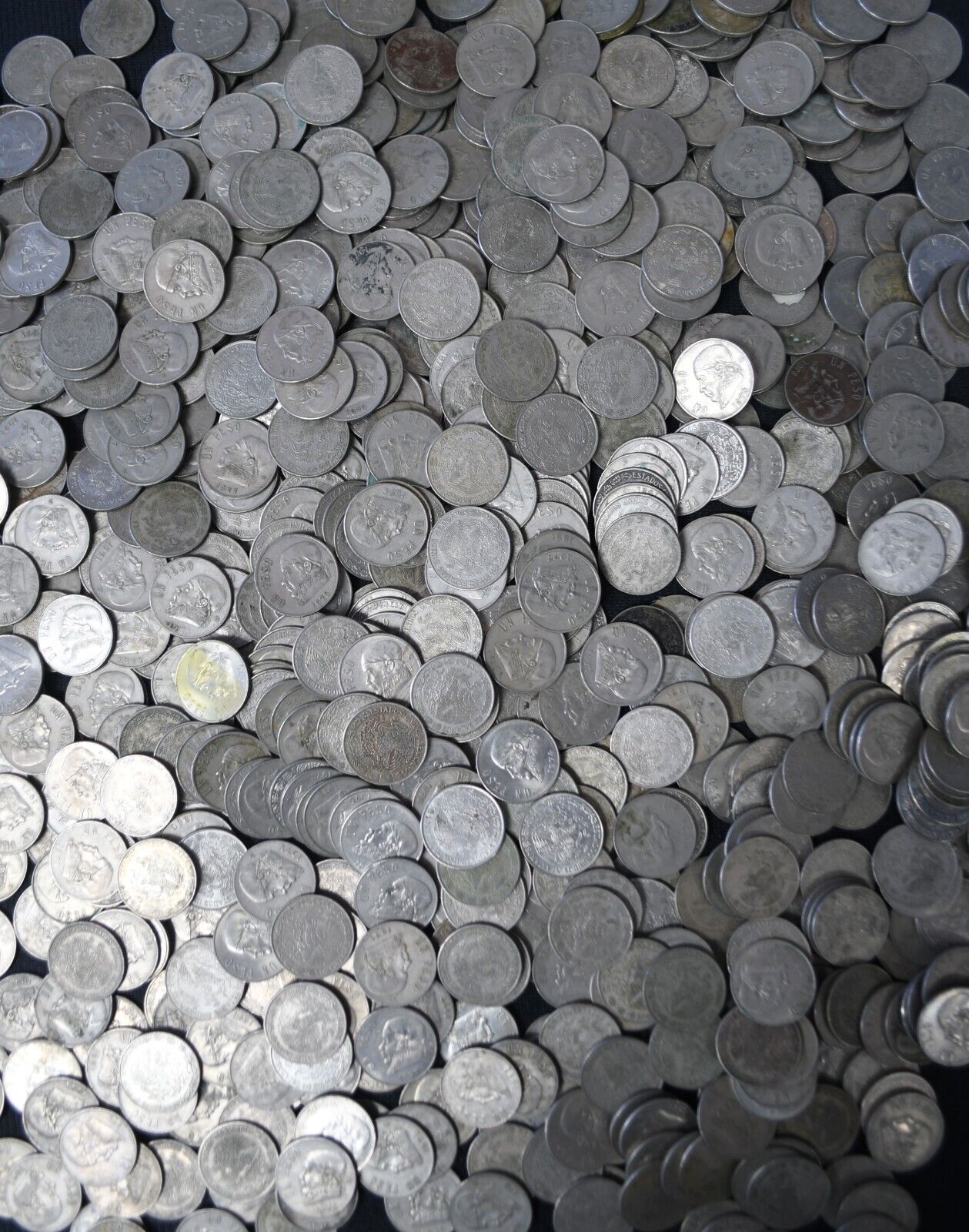 770pc Mexico 1970-1983 One Peso Coins Lot KM#460