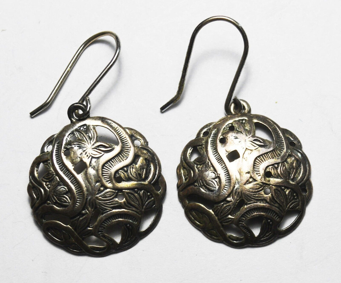 Sterling Silver Vintage Round Scroll Floral Filigree Disc Earrings 18mm x 32mm