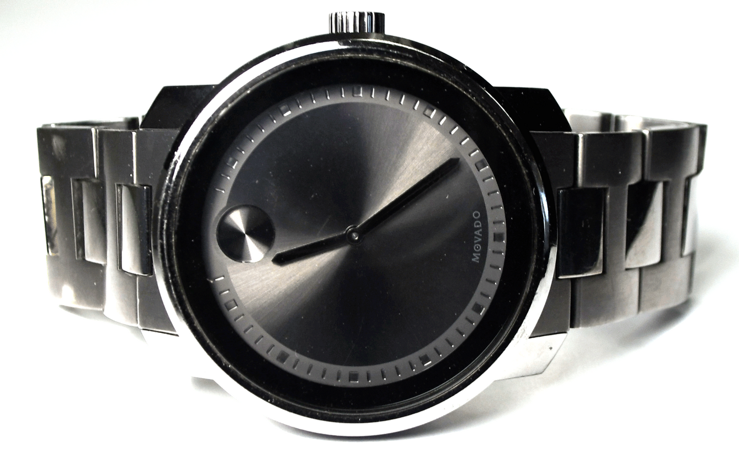 Movado Bold Quartz 01.1.34.6137 Wristwatch 42mm Gunmetal Stainless 6-3/4" Wrist