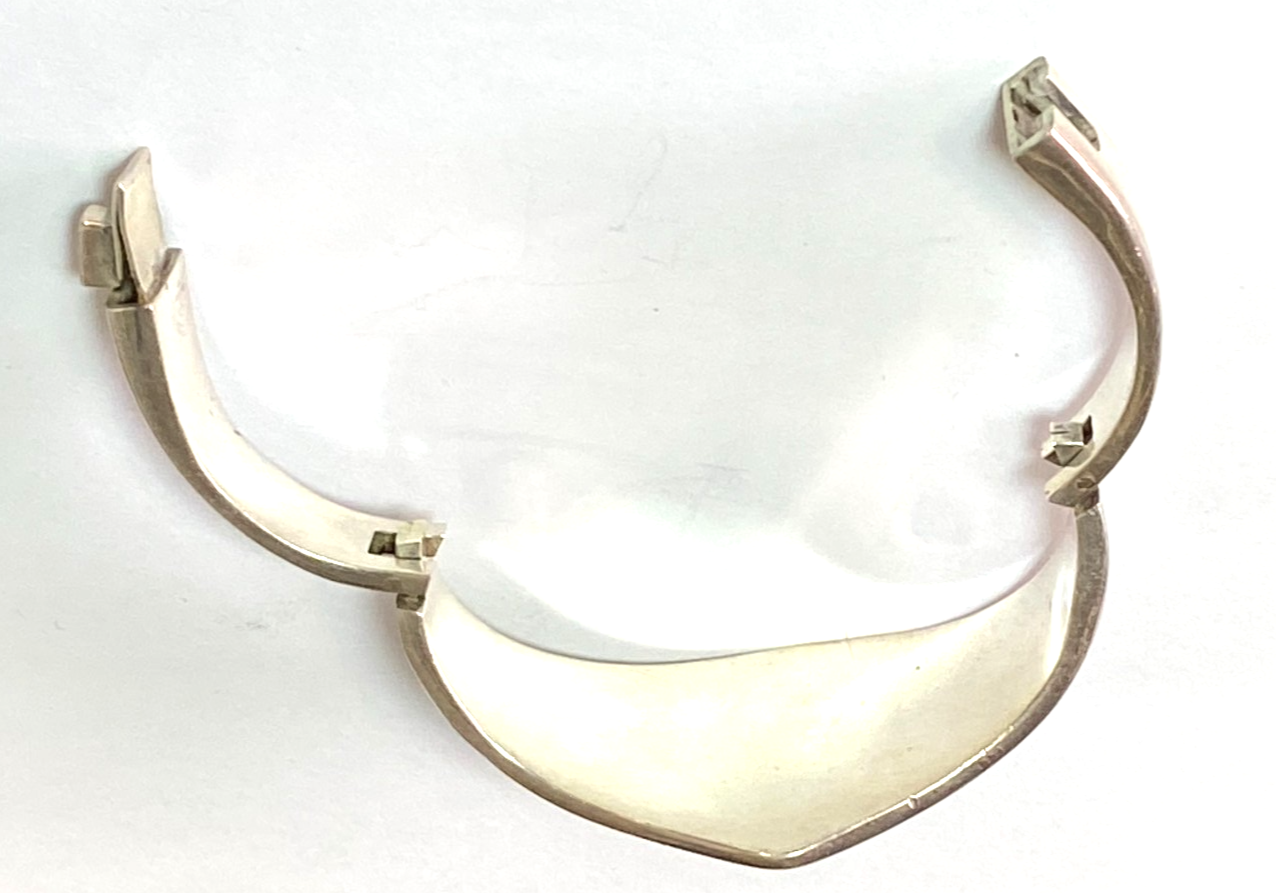 47167025