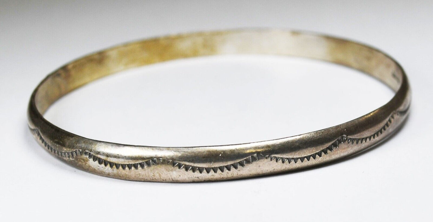 Sterling Silver Vintage Rays Medium Bangle Bracelet 6mm