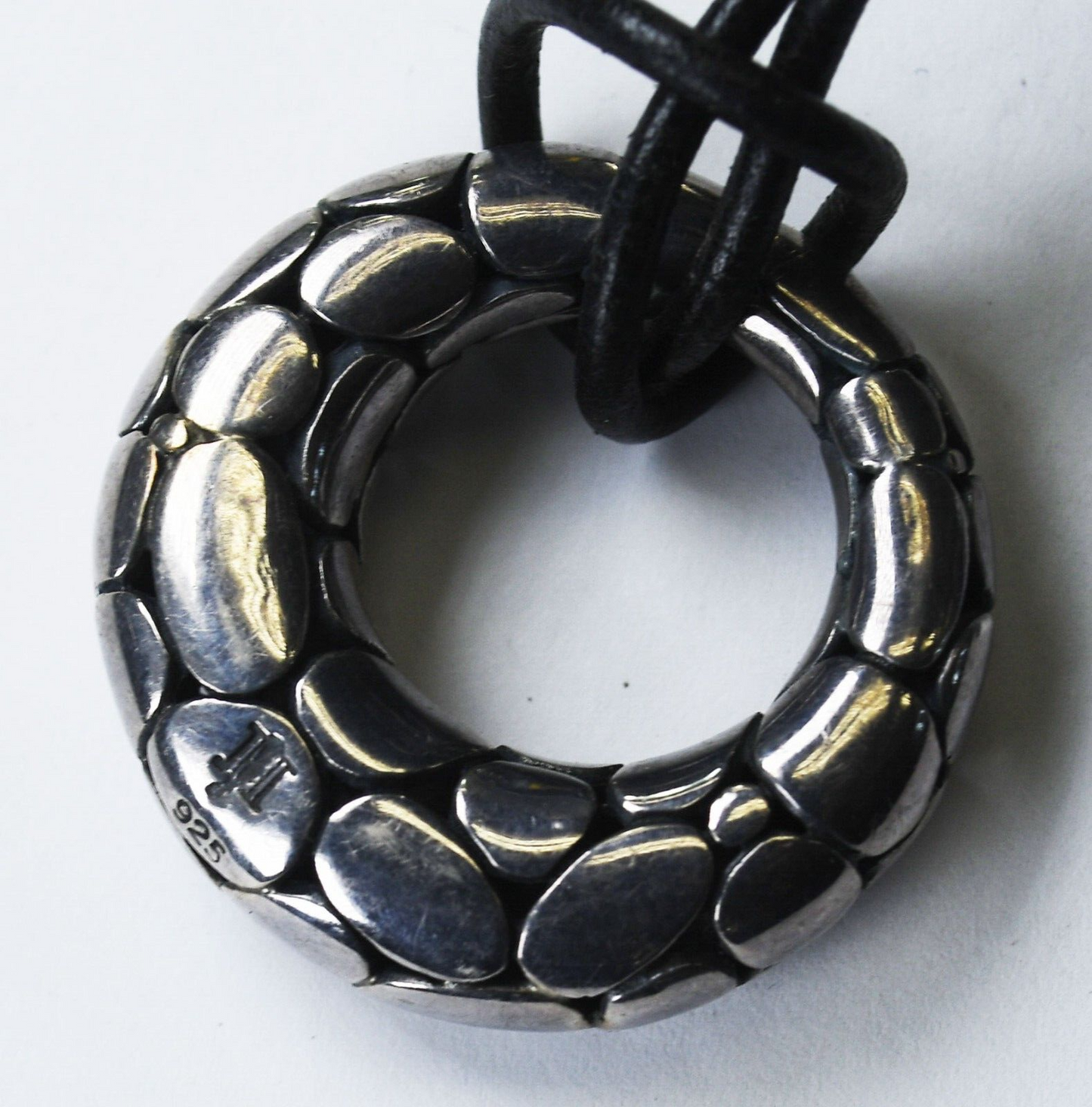 Sterling John Hardy Donut Round Kali Pebble Pendant 31mm 25" Black Cord Necklace