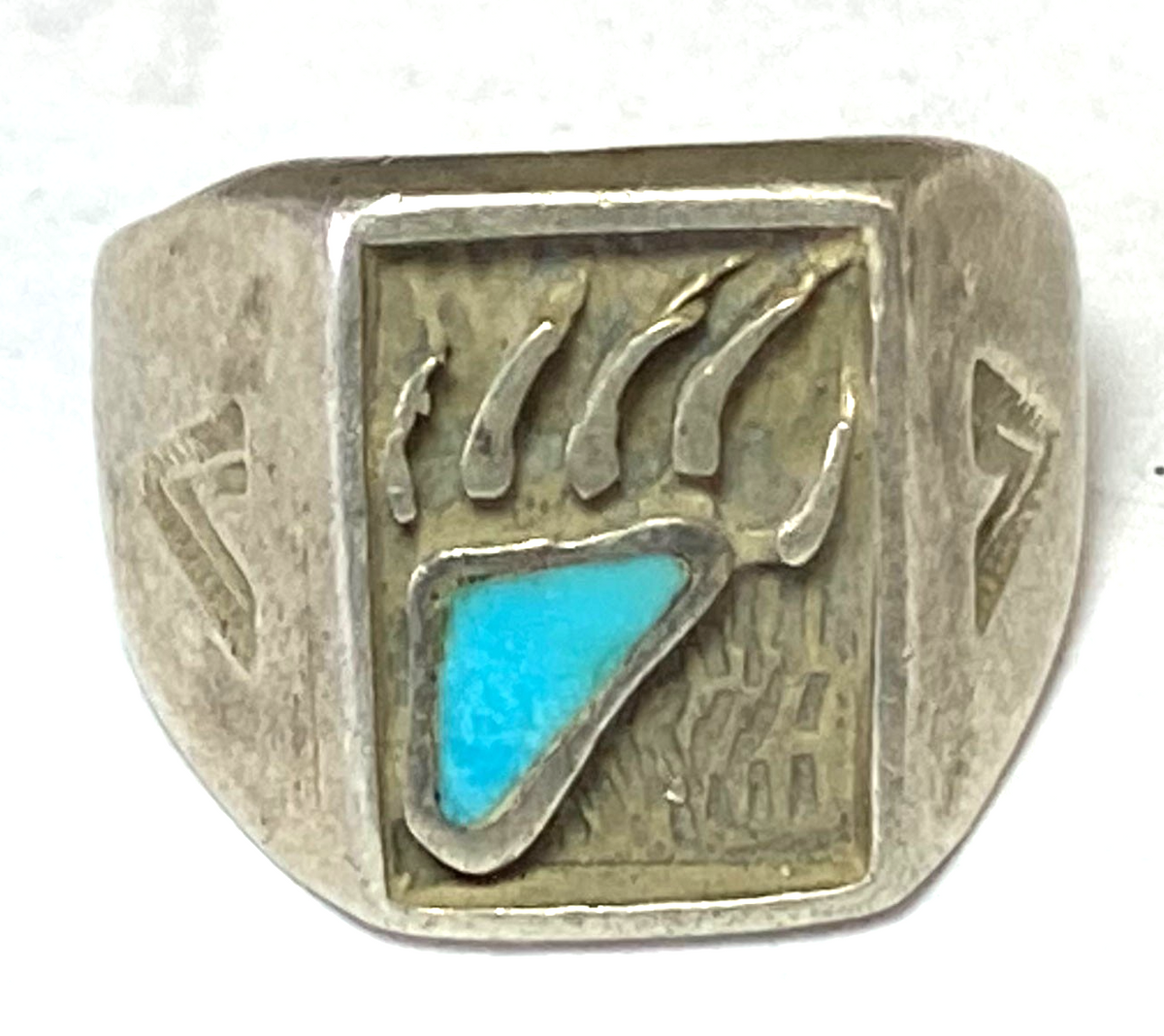 46584123